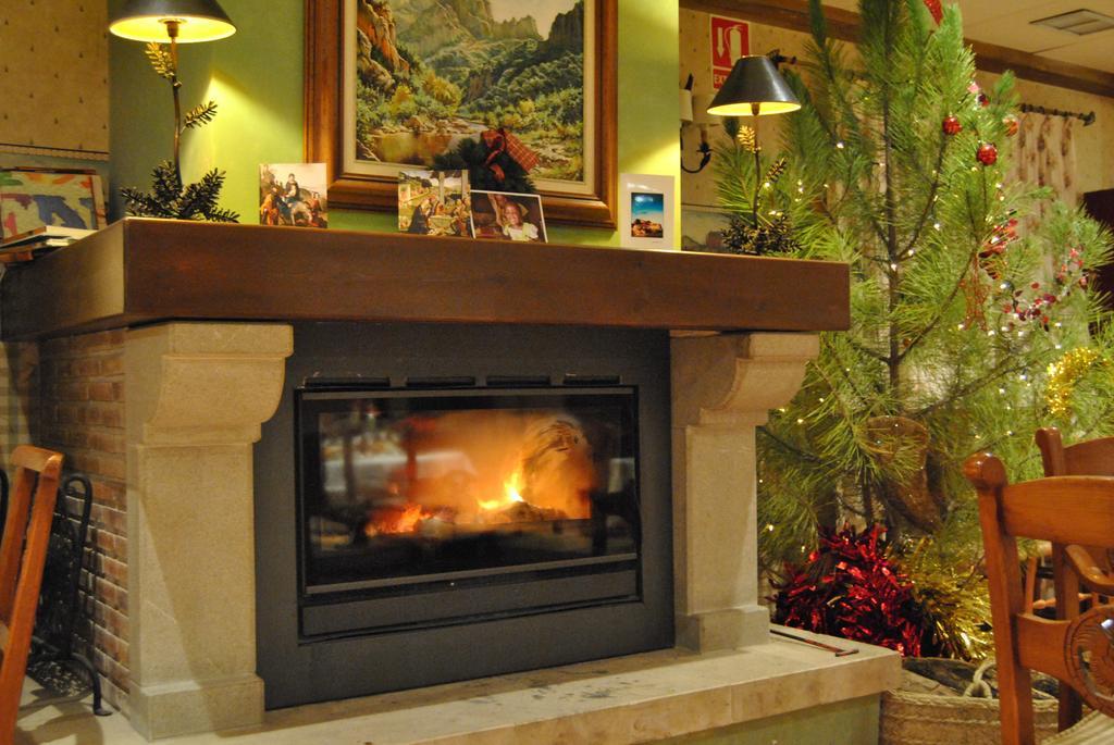Aras Rural Guest House Aras De Los Olmos Екстериор снимка