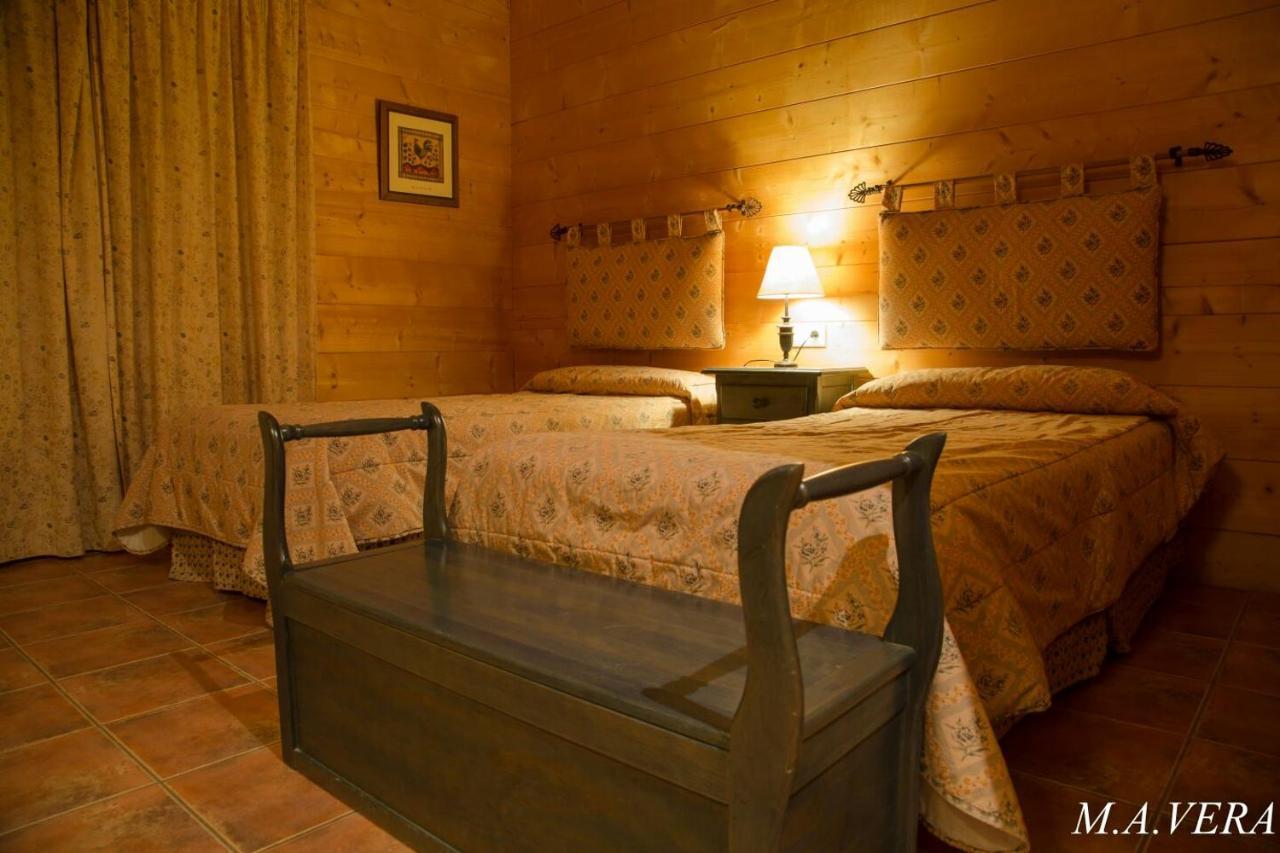 Aras Rural Guest House Aras De Los Olmos Екстериор снимка